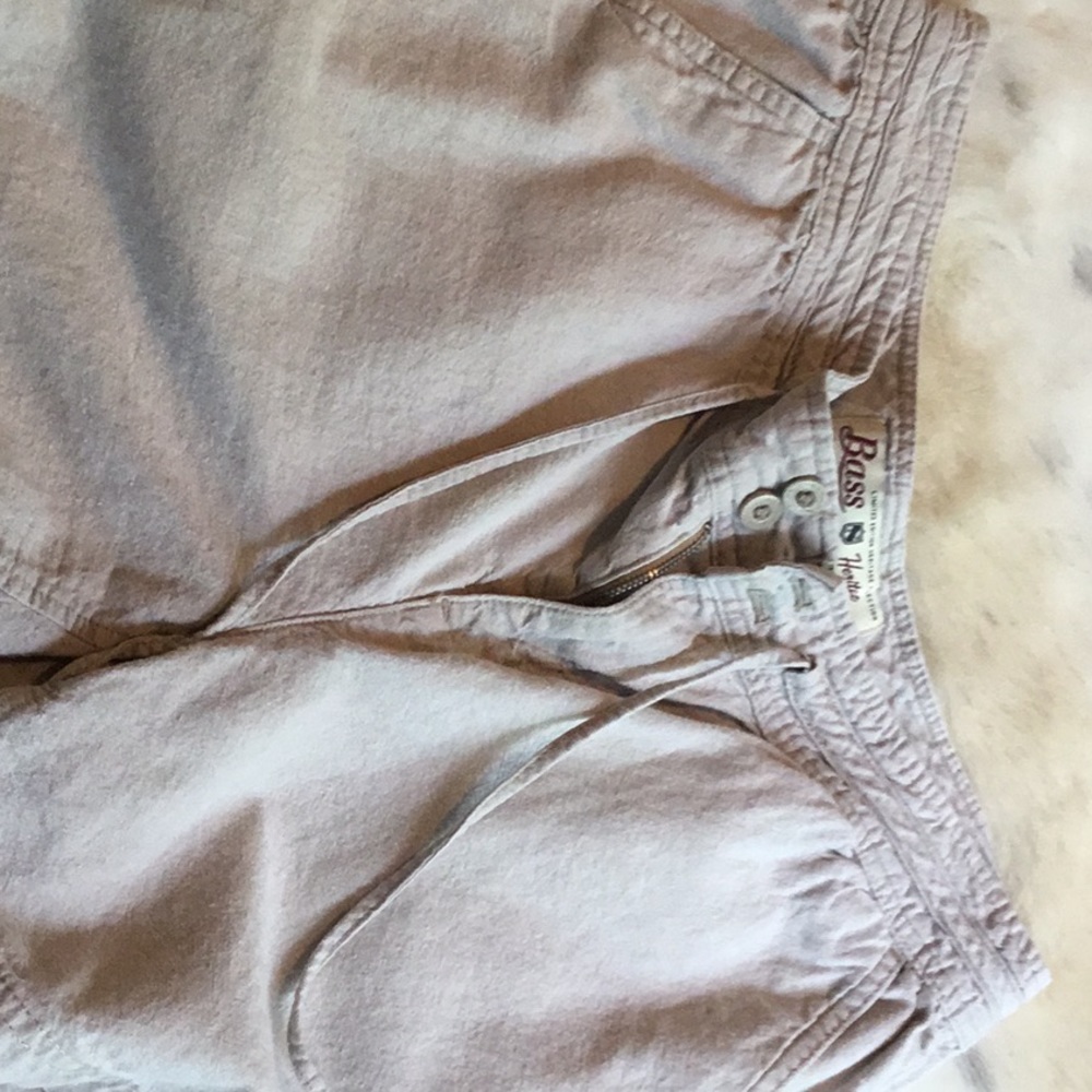 Women’s beige drawstring shorts